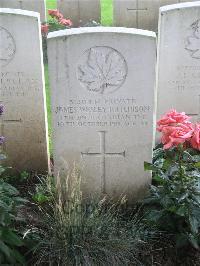 Canada Cemetery Tilloy Les Cambrai - Hutchison, James Wesley